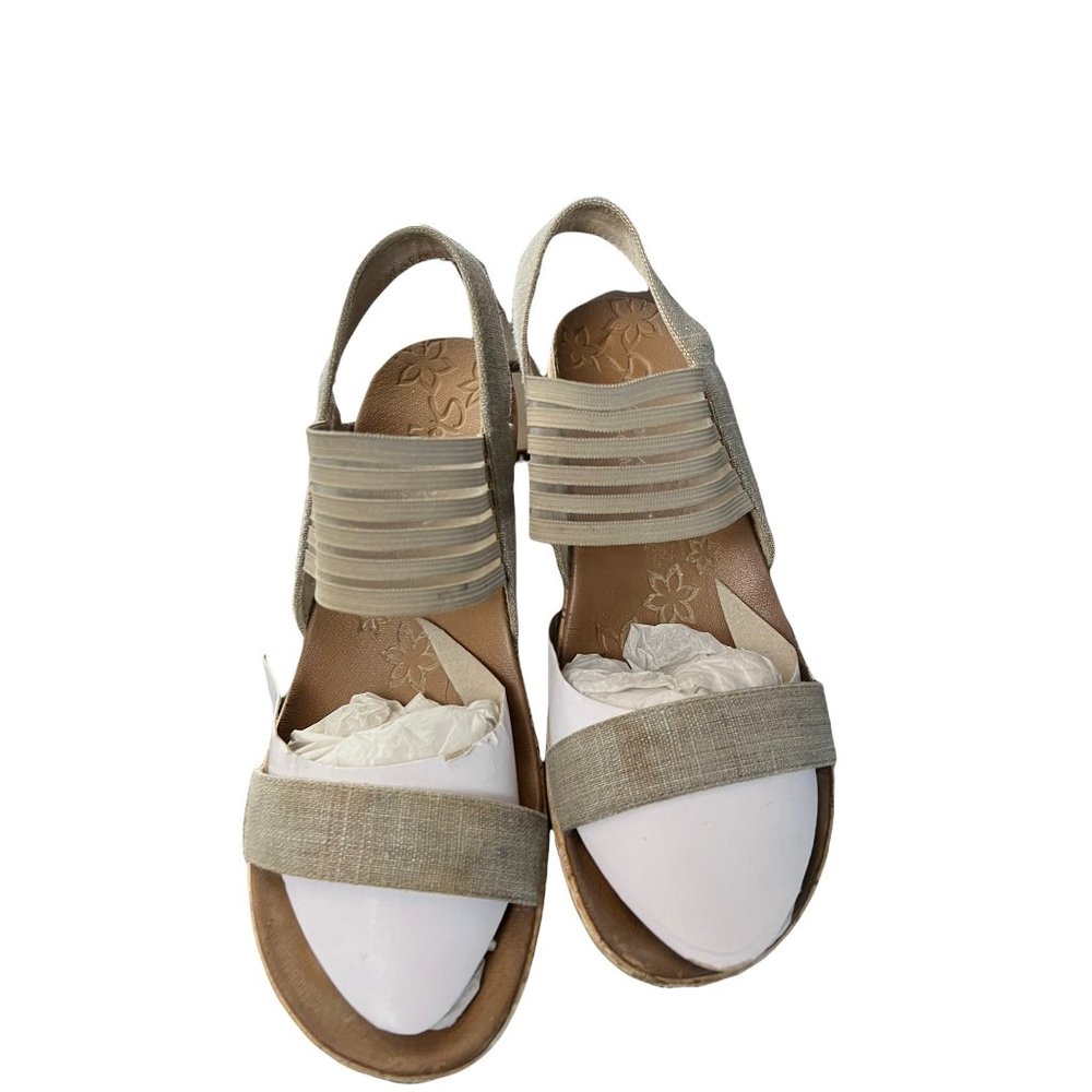 Sketches luxe foam sandal size: 10